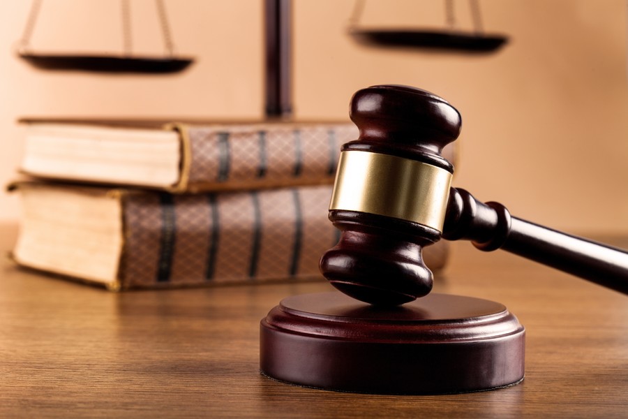 刑事处罚与免于刑事处罚：南京刑事辩护律师视角下的法律界限与考量